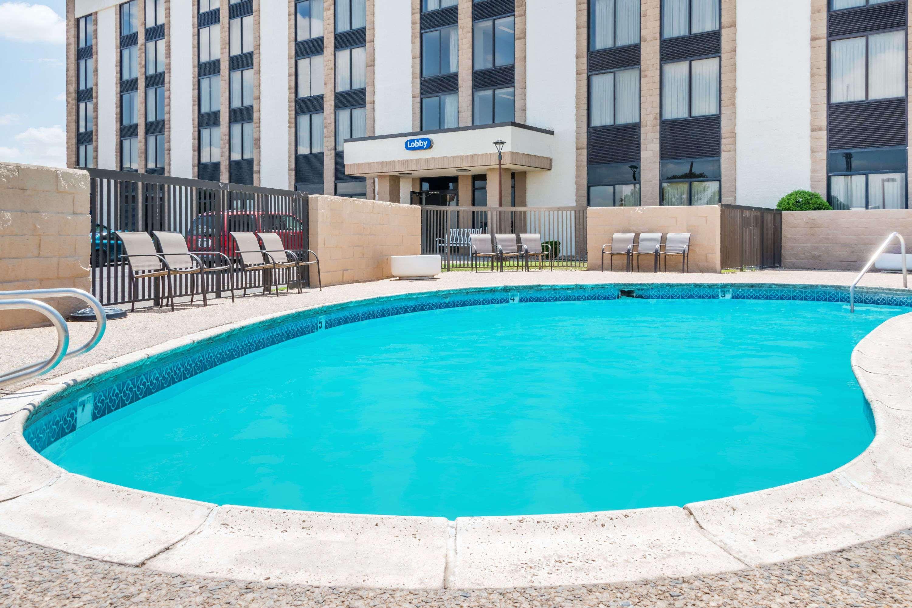 Days Inn By Wyndham Amarillo East Exterior foto